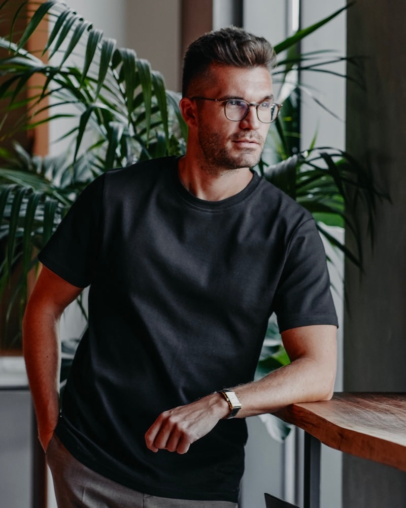 Essential T-Shirt 2.0 in Schwarz