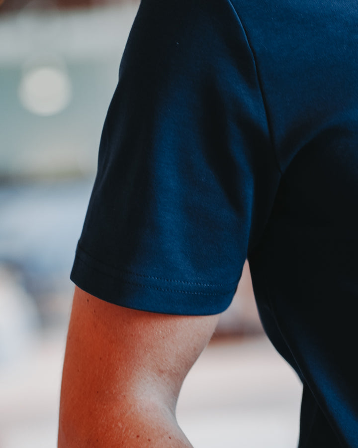Essential T-Shirt 2.0 in Navy