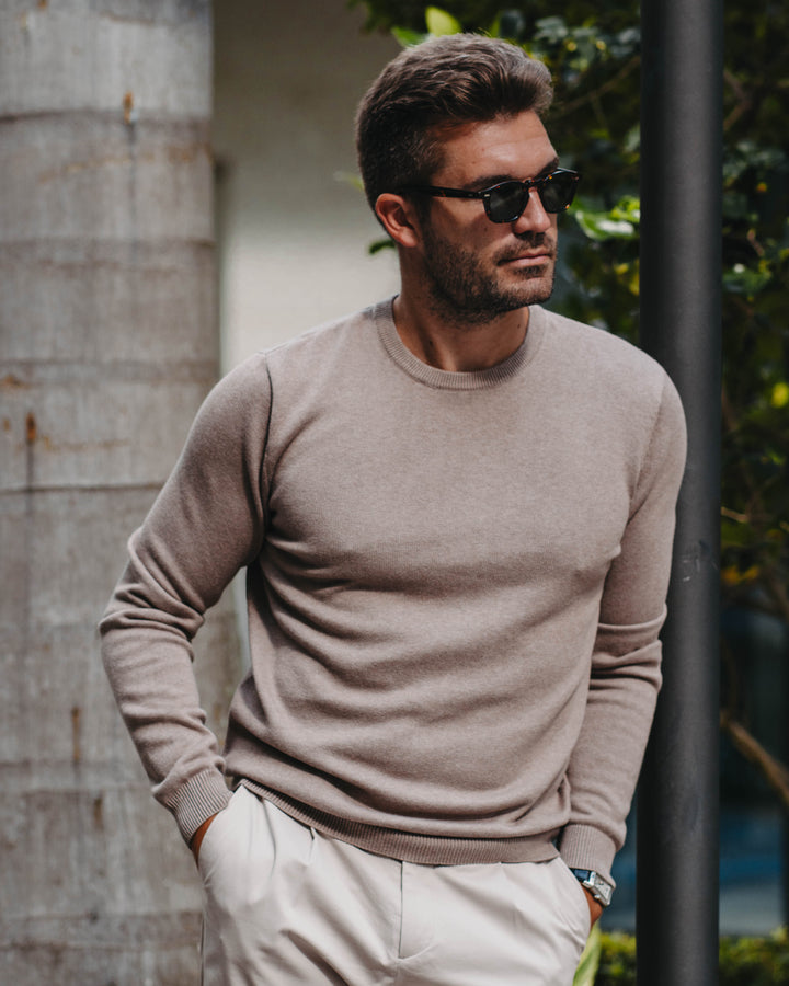 Leichter Pullover in Hellbraun