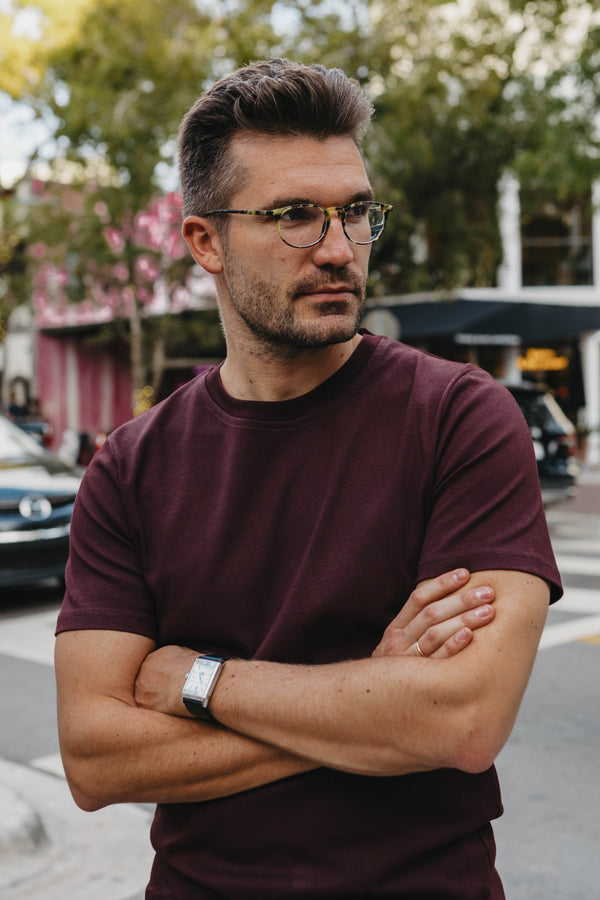 Essential T-Shirt 2.0 in Bordeaux