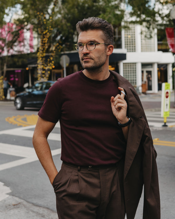 Essential T-Shirt 2.0 in Bordeaux