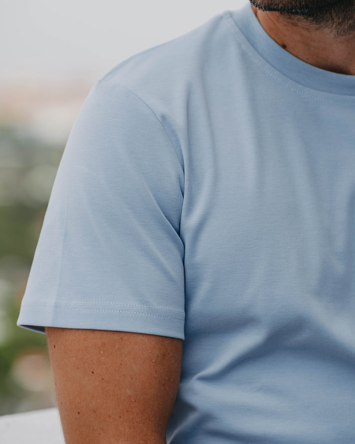 Essential T-Shirt 2.0 in Hellblau